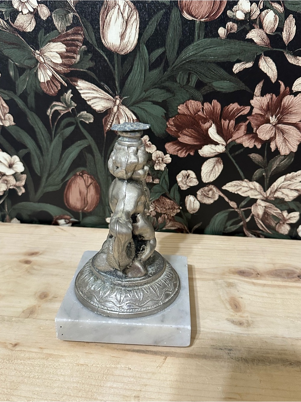 Vintage 1950s metal cupid fish, dolphin statue marble - Picture 4 of 6
